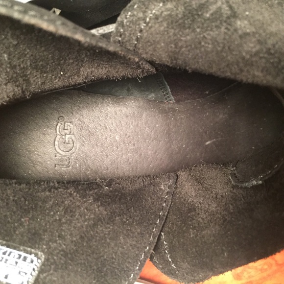 New UGG Elora Suede Ankle Booties - Picture 8 of 8